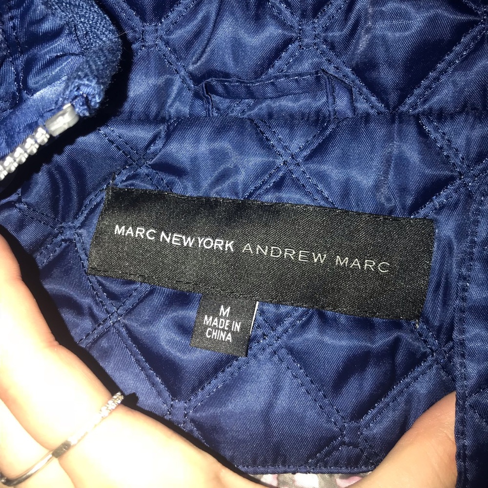 jacket - Picture 3 of 3